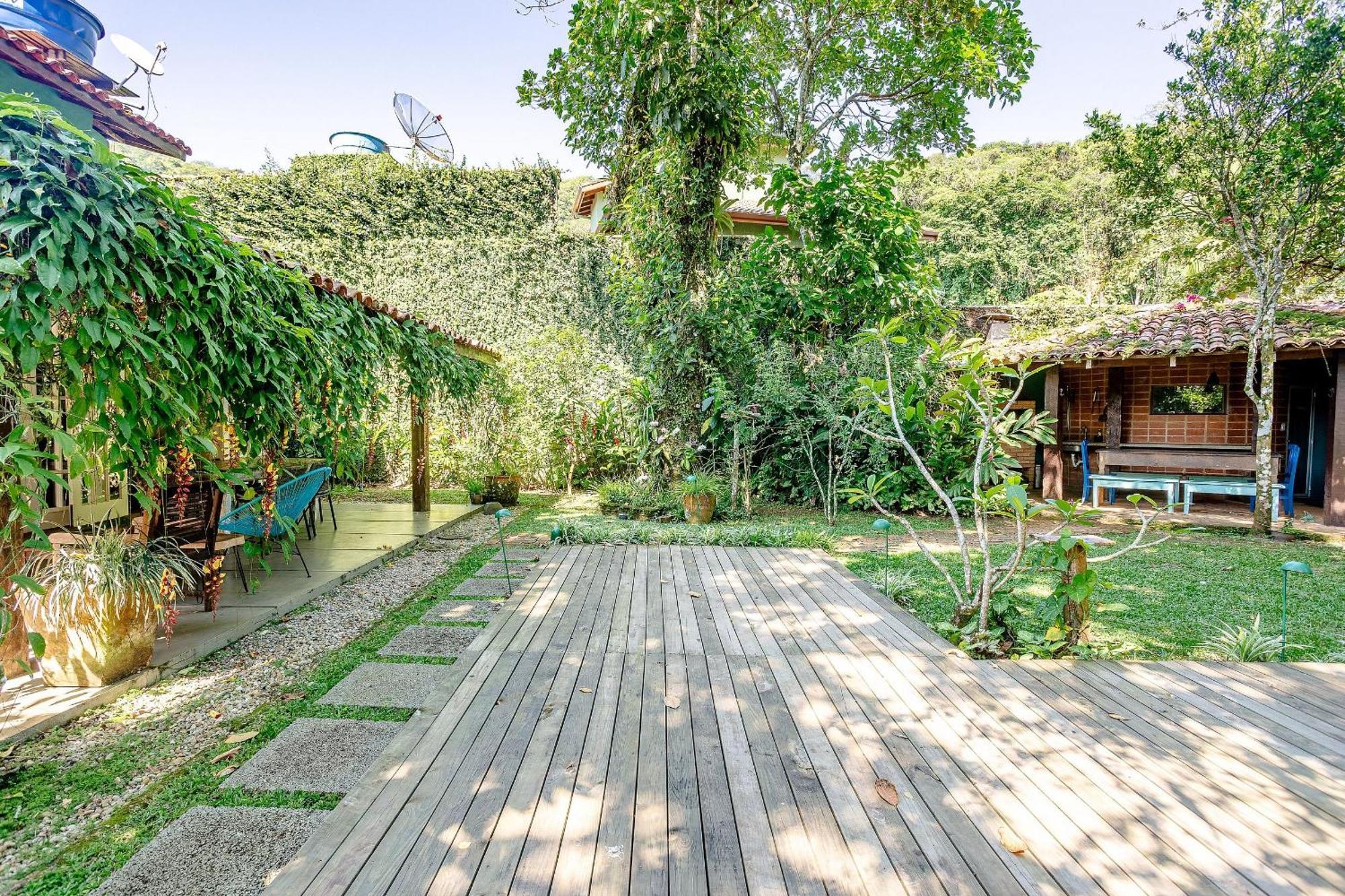Casa Dos Passaros Na Areia A 20M Da Praia Da Baleia Com 3 Suites E 1 Dorm, Com Ar Condicionado, Wifi, Smart Tv, Cozinha Completa E Churrasqueira Sao Sebastiao  Luaran gambar