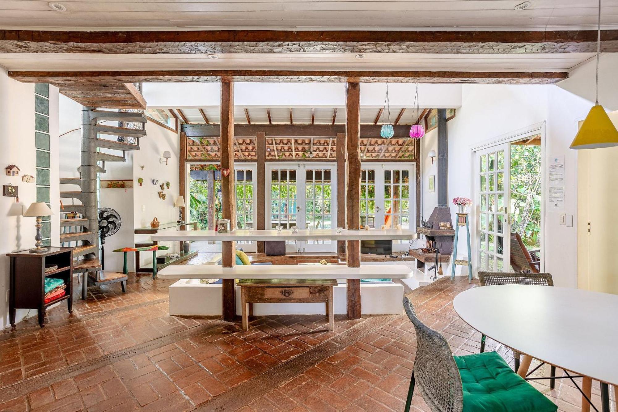 Casa Dos Passaros Na Areia A 20M Da Praia Da Baleia Com 3 Suites E 1 Dorm, Com Ar Condicionado, Wifi, Smart Tv, Cozinha Completa E Churrasqueira Sao Sebastiao  Luaran gambar