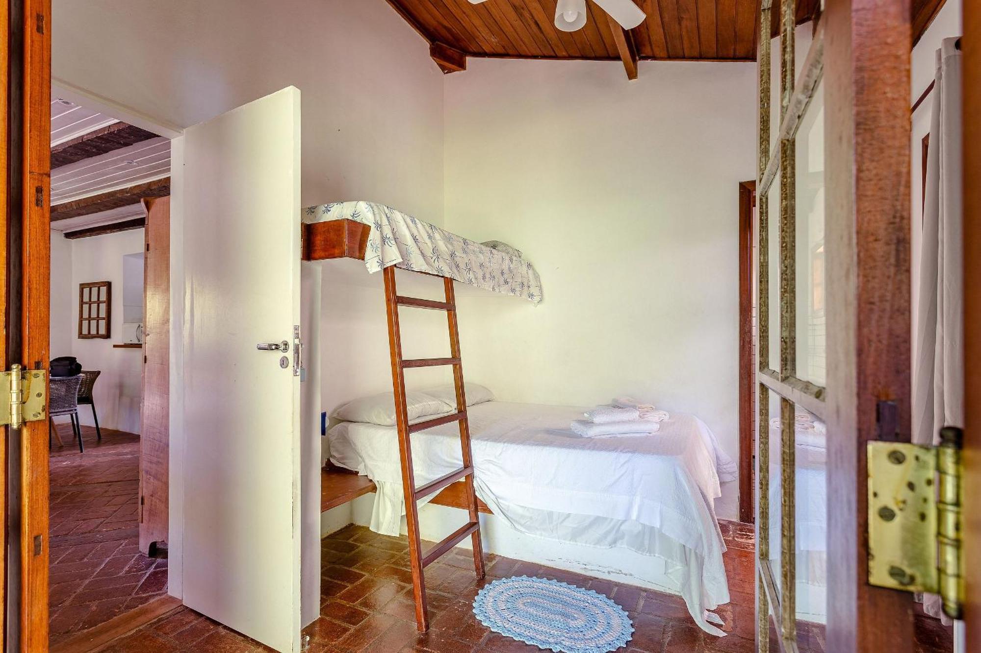 Casa Dos Passaros Na Areia A 20M Da Praia Da Baleia Com 3 Suites E 1 Dorm, Com Ar Condicionado, Wifi, Smart Tv, Cozinha Completa E Churrasqueira Sao Sebastiao  Luaran gambar